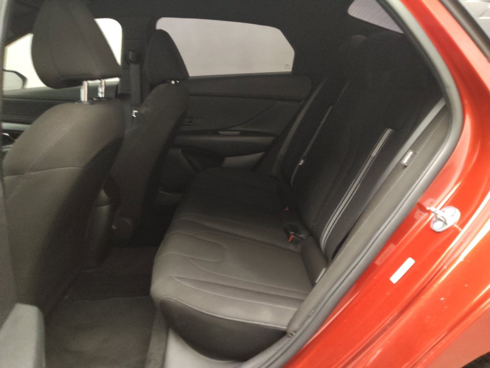 Used 2025 Hyundai Elantra Sport w/ Cargo Package FWD image 18