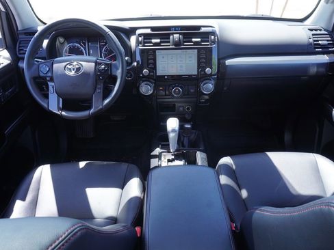 Used 2022 Toyota 4Runner TRD Off-Road Premium w/ Moonroof Package AWD/4WD image 11