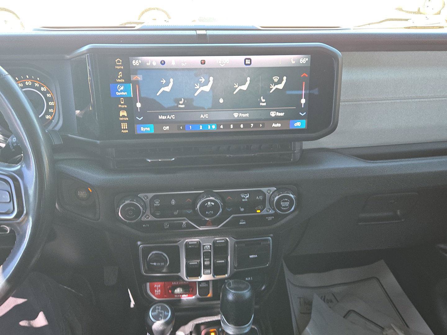 Used 2024 Jeep Wrangler Unlimited Sport AWD/4WD image 19