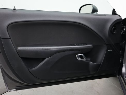 Used 2018 Dodge Challenger SXT w/ Blacktop Package RWD image 15