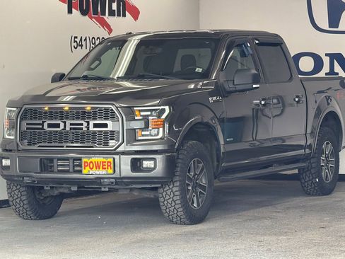 Used 2016 Ford F150 XLT w/ Equipment Group 302A Luxury AWD/4WD image 7