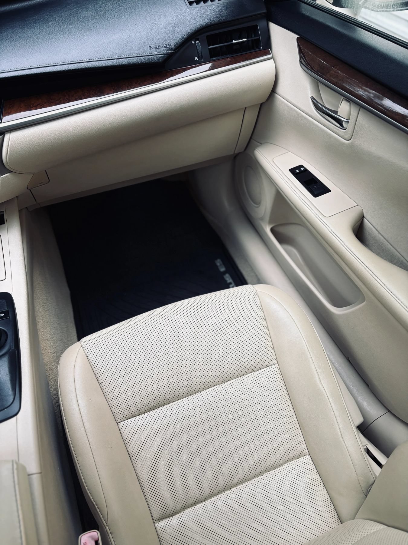Used 2015 Lexus ES 350 w/ Premium Package FWD image 8