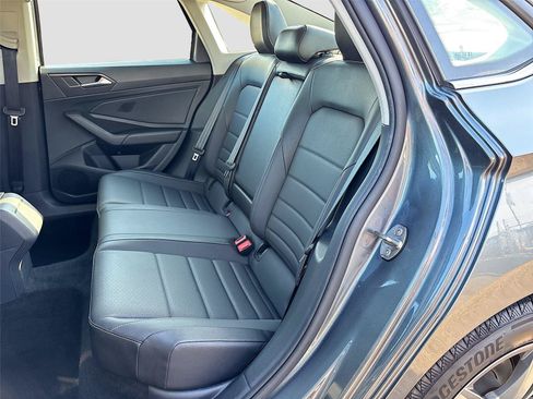 Used 2024 Volkswagen Jetta SE FWD image 24