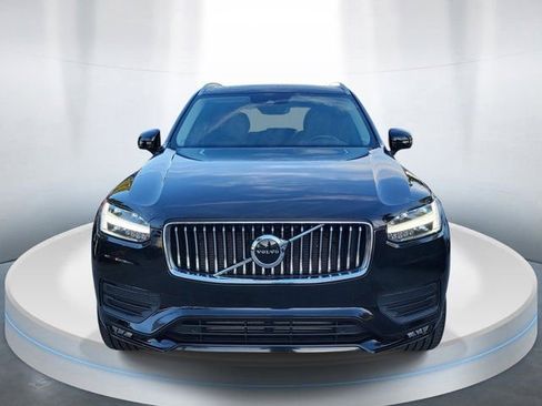 Used 2022 Volvo XC90 T6 Momentum w/ Protection Package Premier image 2