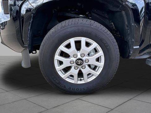 Used 2025 Toyota Tacoma SR5 RWD image 10