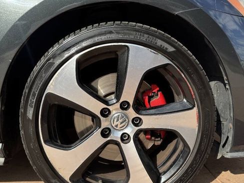 Used 2015 Volkswagen GTI Autobahn w/ Lighting Package (SEL) FWD image 34