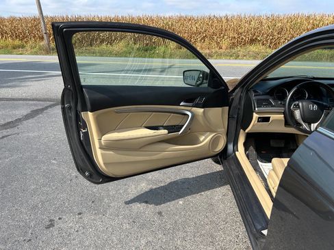 Used 2011 Honda Accord EX-L image 15