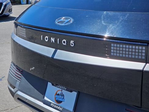 Used 2024 Hyundai Ioniq 5 SEL RWD image 13