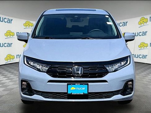 Used 2025 Honda Odyssey Elite image 2