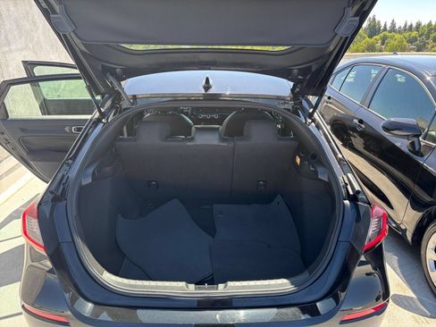 Used 2025 Honda Civic Sport image 30