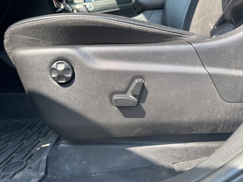 Used 2020 Jeep Grand Cherokee Altitude image 25