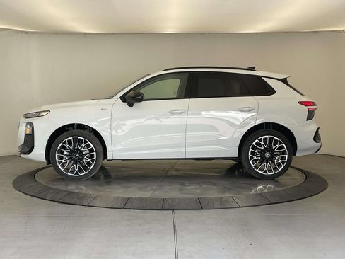 New 2026 Audi Q3 quattro 2.0T AWD/4WD image 2