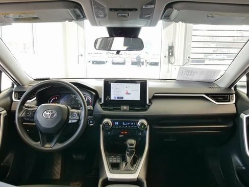 Used 2024 Toyota RAV4 XLE image 16