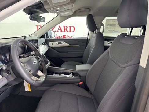 New 2026 Ford Explorer Active image 14