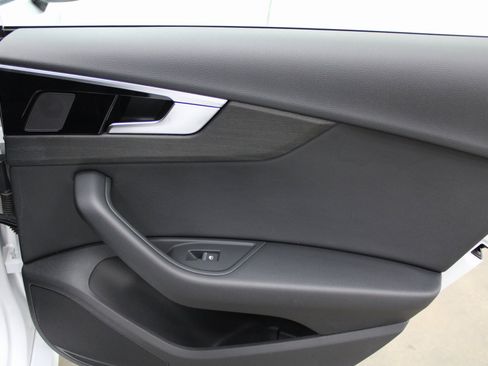 Used 2022 Audi A5 2.0T Premium image 25