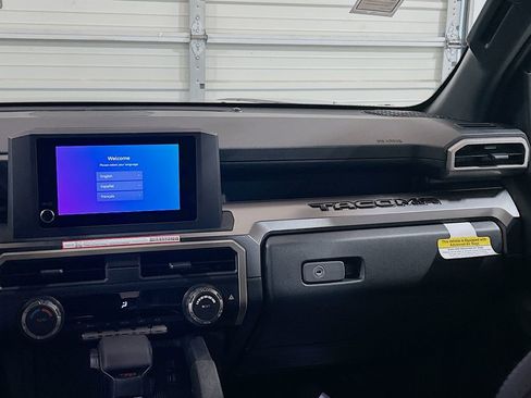 New 2026 Toyota Tacoma TRD Off-Road AWD/4WD image 19