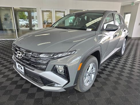 New 2026 Hyundai Tucson SE AWD/4WD image 7