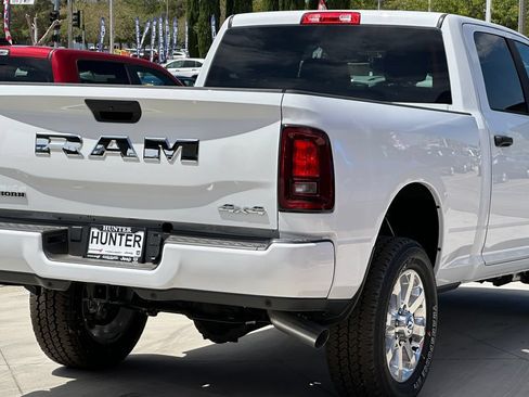 New 2026 RAM 2500 Big Horn AWD/4WD image 39