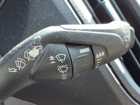 Used 2017 Ford Escape SE FWD image 16