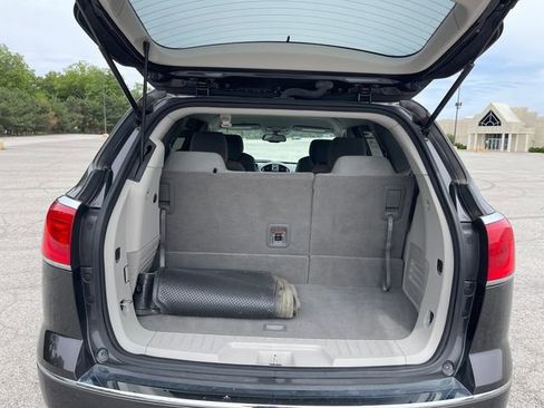 Used 2015 Buick Enclave Convenience FWD image 16