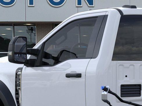 New 2025 Ford F550 2WD Regular Cab Super Duty image 43