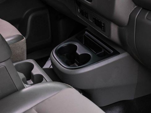 Used 2019 Nissan NV 2500 SV w/ Navigation Package image 19