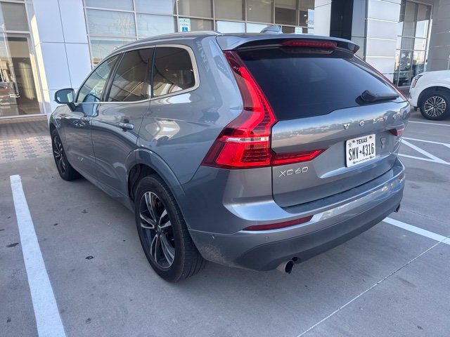 Used 2018 Volvo XC60 T6 Momentum w/ Convenience Package AWD/4WD image 4
