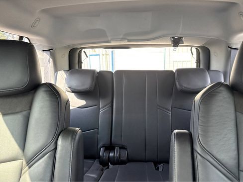 Used 2020 Cadillac Escalade Luxury image 38