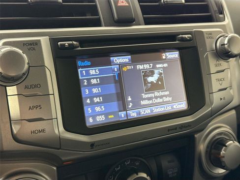 Used 2019 Toyota 4Runner SR5 AWD/4WD image 18