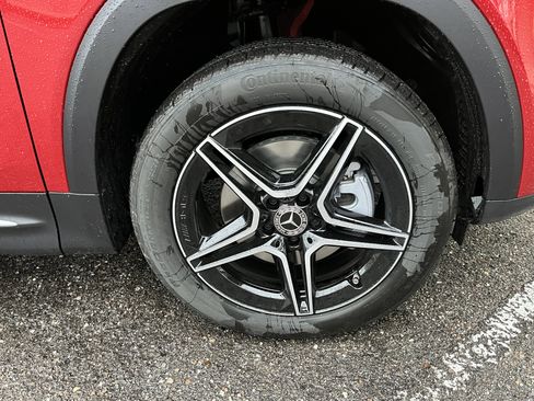 New 2026 Mercedes-Benz GLB 250 image 11