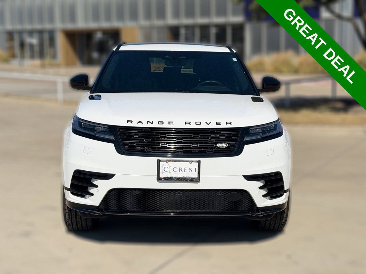 Used 2025 Land Rover Range Rover Velar Dynamic SE AWD/4WD image 3
