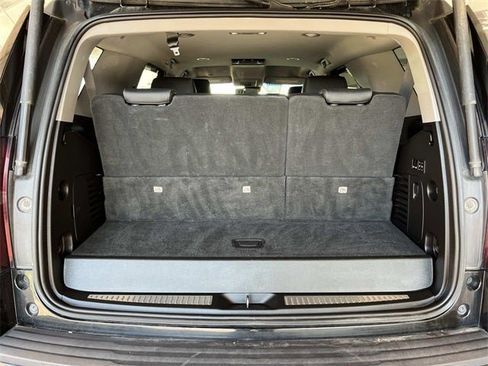 Used 2019 Chevrolet Tahoe LT w/ Luxury Package image 20