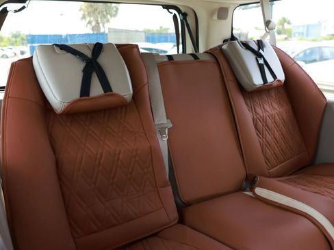 Used 2015 Lincoln Navigator L 2WD image 24