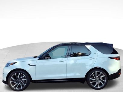 Used 2024 Land Rover Discovery Dynamic SE