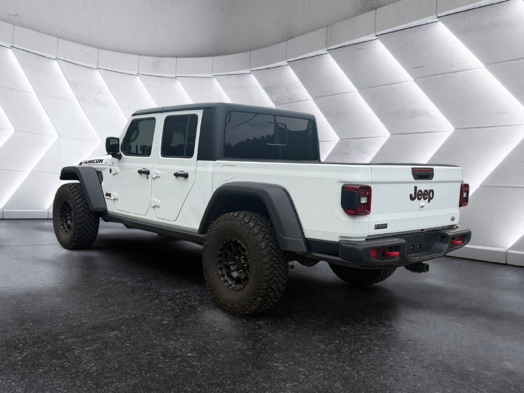Used 2024 Jeep Gladiator Rubicon w/ Convenience Group AWD/4WD image 4