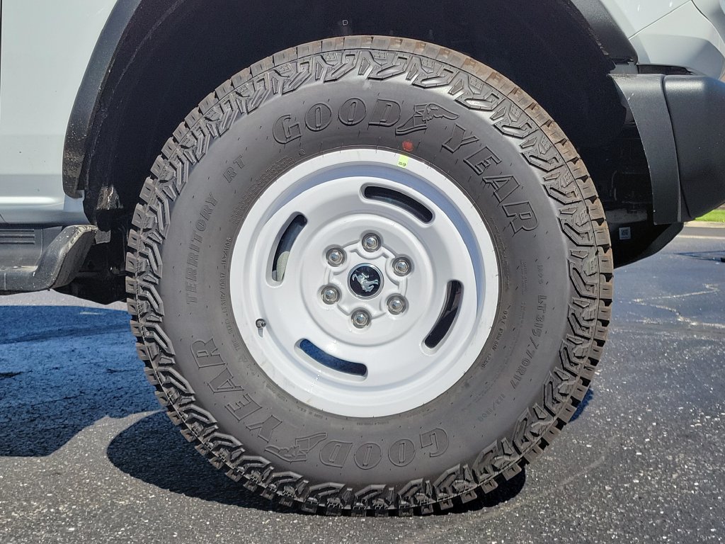 New 2026 Ford Bronco Heritage Edition AWD/4WD image 10