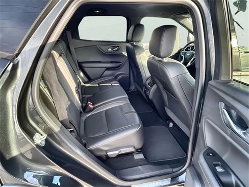 Certified 2019 Chevrolet Blazer Premier w/ Driver Confidence II Package image 28