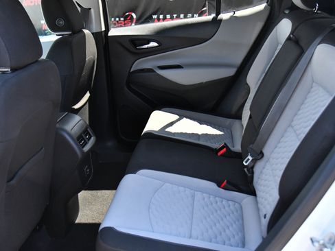 Used 2020 Chevrolet Equinox LT image 33