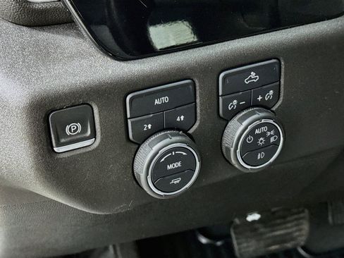 Used 2023 Chevrolet Silverado 1500 RST AWD/4WD image 13