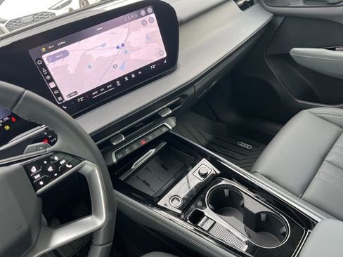 New 2026 Audi Q3 quattro 2.0T AWD/4WD image 16