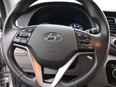 Used 2016 Hyundai Tucson Sport image 23