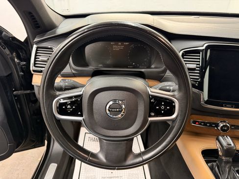 Used 2018 Volvo XC90 T6 Inscription w/ Convenience Package image 18