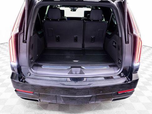 New 2026 Cadillac Escalade ESV Sport w/ LPO, ONYX Package AWD/4WD image 33