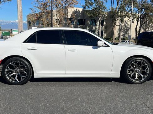 Used 2018 Chrysler 300 S w/ 300S Premium Group 2 image 6