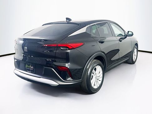 Used 2024 Buick Envista Preferred w/ Convenience II Package image 9