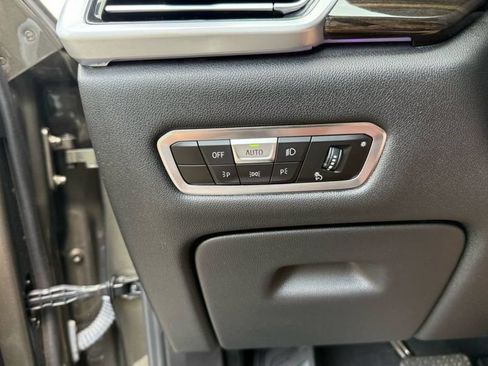 Used 2023 BMW X5 xDrive40i AWD/4WD image 17