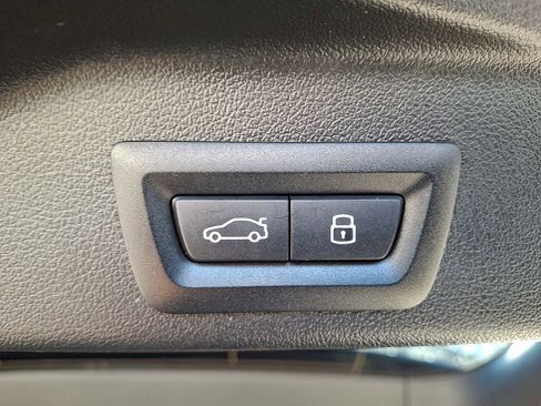 Certified 2025 BMW X5 xDrive40i w/ M Sport Package image 29