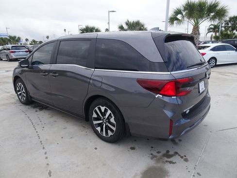 New 2026 Honda Odyssey EX-L image 6