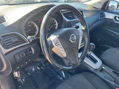 Used 2015 Nissan Sentra SV w/ Style Package image 19