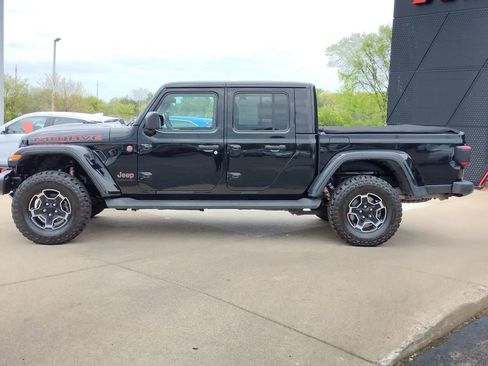 Used 2021 Jeep Gladiator Mojave w/ Dual Top Group AWD/4WD image 8
